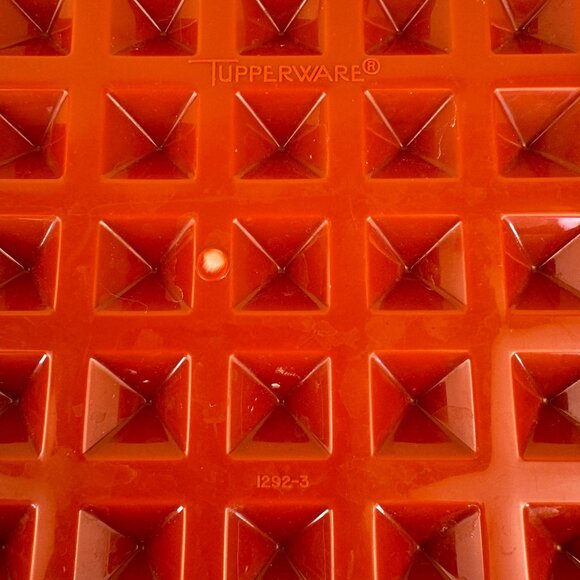 Vintage Tupperware Meat Keeper 1292-3 Marinade Tenderizer Tray Paprika With Lid - Picture 9 of 12